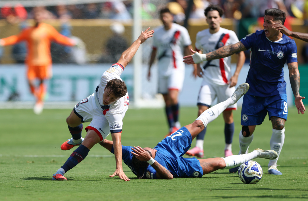 赛季末却陷 赛季末却陷